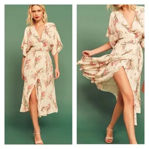 Reformation Karen Kimono Midi Wrap Dress Leila Floral Tulip Size‎ XS Cream Pink thumbnail 2