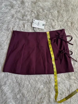 Bershka Burgundy Women’s Pleated Mini Skirt/Short with Side Bow Detail‎ Size M thumbnail 6