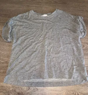 Splendid Collection - Basic Gray Short Sleeve Tee - L thumbnail 1