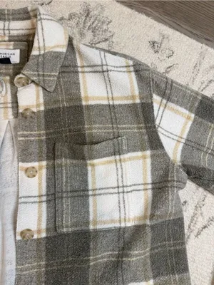 American Eagle Plaid Button Front Shacket XS | Gray & Ivory | Like New thumbnail 3
