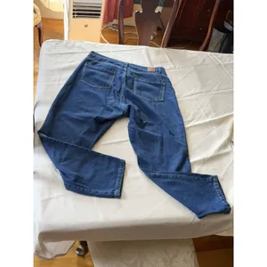 Women’s Blue Medium Wash Straight Leg Denim Jeans Solid 5-Pocket Size 14 thumbnail 3