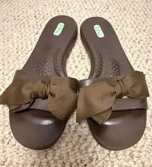 Oka-B Ashley Bow‎ Slide Sandals Brown Comfort Shoes M/L thumbnail 1
