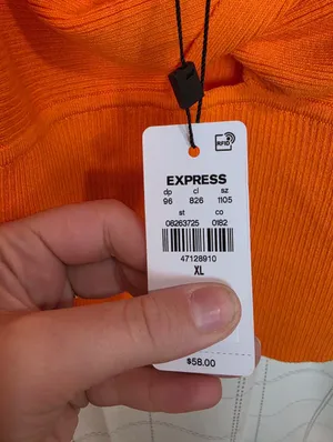 Express Ribbed Twist Front Cutout Sweater Tank thumbnail 4