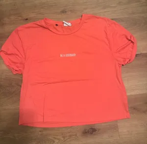 Gymshark Top thumbnail 1