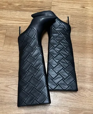 Kurt Geiger Quilted knee high boots thumbnail 11