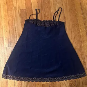 Vintage Victoria’s Secret Slip Dress thumbnail 4