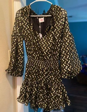 Dress thumbnail 2