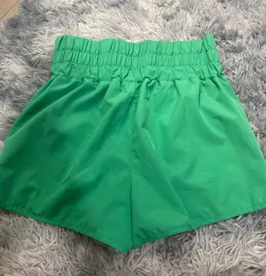 athletic shorts Green Size L thumbnail 2