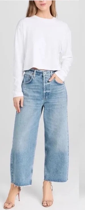 Citizens Of Humanity Ayla Raw Hem Crop Size 26 Light Wash thumbnail 1