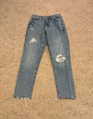 Garage Jeans Mom Ripped Light Wash thumbnail 1