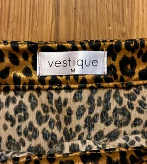 Vestique Cheetah Print Mini Skirt thumbnail 4