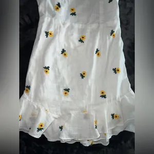 Princess Polly Chamberlain Sunflower Dress Size 4 thumbnail 10