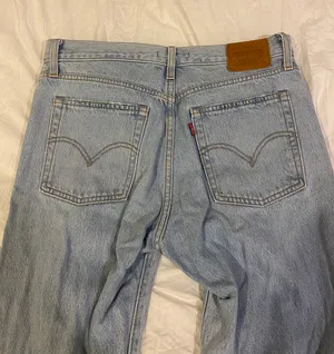 Levi's Wedgie Straight Jeans thumbnail 4