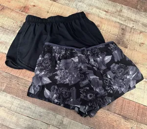 Nike Bundle Black & Floral DriFit Drawstring Lined Pockets Running Shorts Sz M thumbnail 1