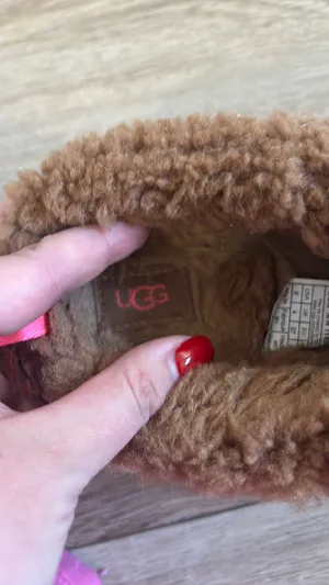 Fuzzy UGG Slippers Platform thumbnail 6