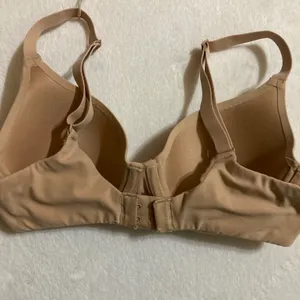 SKIMS Bra 34B thumbnail 3