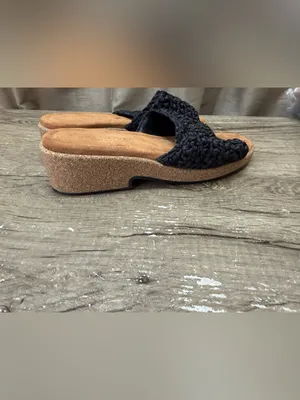 Kurt Geiger Black Woven Sandals size 40.5 - 9.5 thumbnail 4