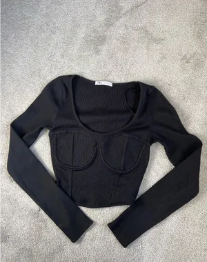 ZARA Black Long Sleeve Crop Top thumbnail 2