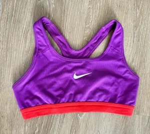 Nike Sports Bra thumbnail 1