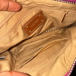 Nine West fuchsia pink wristlet thumbnail 8