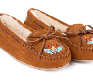 Free People x Minnetonka Ayashe Beaded Suede Moccasins Size 8 NIB thumbnail 1