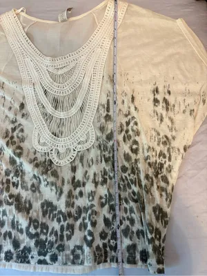 Free People Ivory Leopard Print Crochet Lace Boho Poncho Top M thumbnail 8
