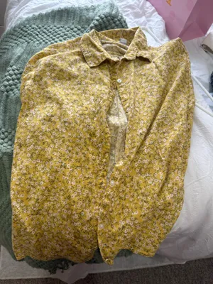 Old Navy Blouse thumbnail 1