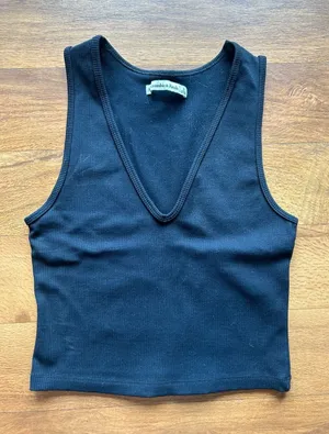 Abercrombie & Fitch Women's Black Ribbed V-Neck Crop Tank Top thumbnail 1