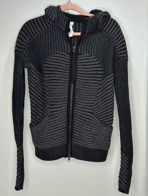 Lululemon Embrace Hoodie Knit Sweater‎ thumbnail 1