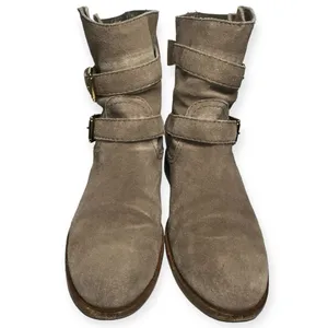 Kate Spade Women’s Size 6.5 Taupe Mousse Suede Sabina Bow Back Combat Boots thumbnail 5