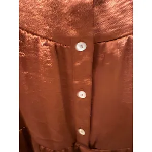 Fantastic Fawn Copper Brown Satin Tiered Mini Dress Long Sleeve Collared Medium thumbnail 3