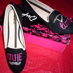 Qupid Hashtag Selfie Time Black/Pink Special Novelty Flat Loafer Shoes Lady's 9 thumbnail 2