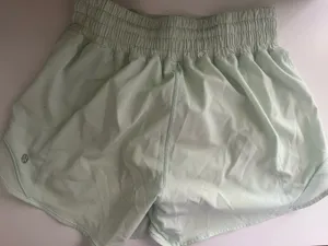 Lululemon Hotty Hot Shorts 4" thumbnail 2