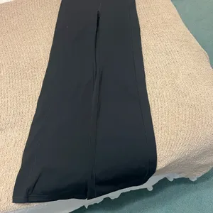 Amazon Black Wide-Leg Trousers thumbnail 5