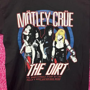 Motley Crue The Dirt Biopic Movie Promo Heavy Metal Tee M thumbnail 2
