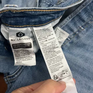 Levi’s Ribcage Straight Ankle Jeans 24 High Rise Button Fly Light Wash 25” thumbnail 4