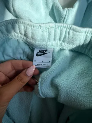 nike sweatpants thumbnail 3