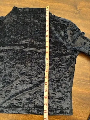 Lululemon All Aligned Mock Neck Long Sleeve Top Women’s 6 Crushed Velvet Black thumbnail 5