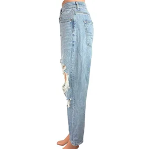 American Eagle Blue Light Wash Distressed Stretch Cropped Straight Jeans Size 12 thumbnail 2