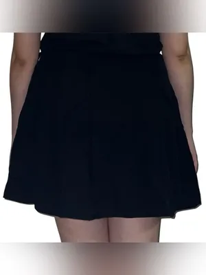 black pleated mini skort. thumbnail 3