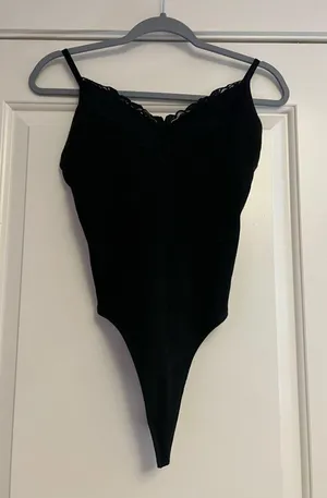 Victoria's Secret Pink Bodysuit Lace thumbnail 1