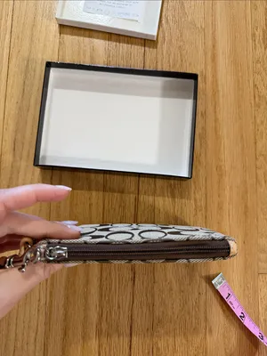 BNIP Vintage Coach 2002 Signature C Wristlet thumbnail 10