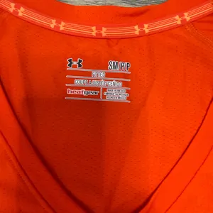 Under Armour Fast Pitch Women's Red Long Sleeve Athletic Top thumbnail 6