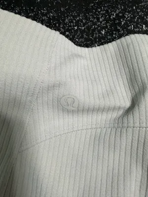 Lululemon Shorts thumbnail 3