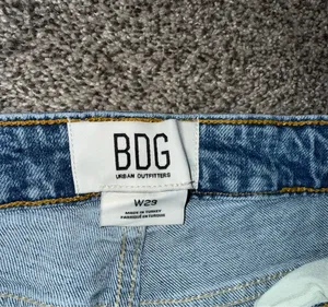 BDG Urban Outfitters Women's High-Rise Wide-Leg Denim Jeans thumbnail 3