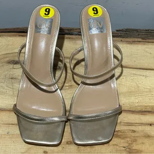 Dolce‎ Vita Light Gold Strappy Heel Sandals Sz 9 A55 thumbnail 6