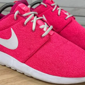 Nike Rosche One Athletic Running Shoes Sneakers Vibrant Pink White 11 844994-600 thumbnail 7
