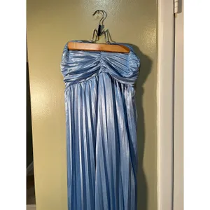 Women's Size Medium Strapless Maxi Dress Plisse Pleated Light Blue Corset Back thumbnail 3