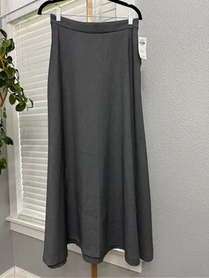 NWT Abercrombie & Fitch Maxi A-Line Gray Skirt Size Medium Tall thumbnail 2