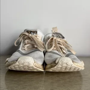 Adidas Women's NMD R1 Animal Print Sneakers Size 7.5 thumbnail 6